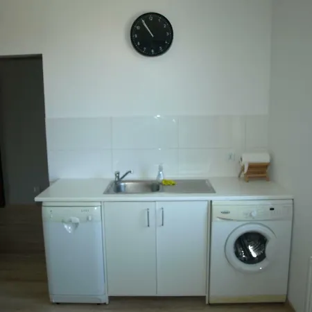 Apartament Wybickiego *